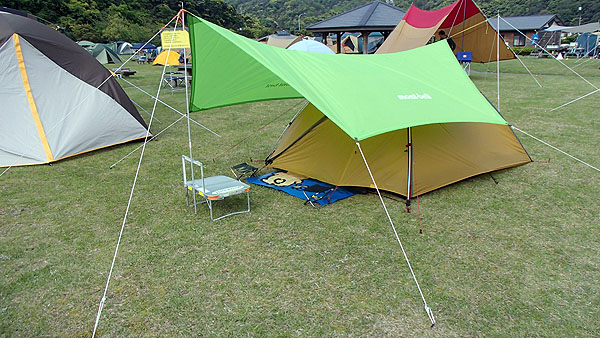 スノーピーク　ＦＡＬ４　＆　モンベル　ミニタープＨＸ